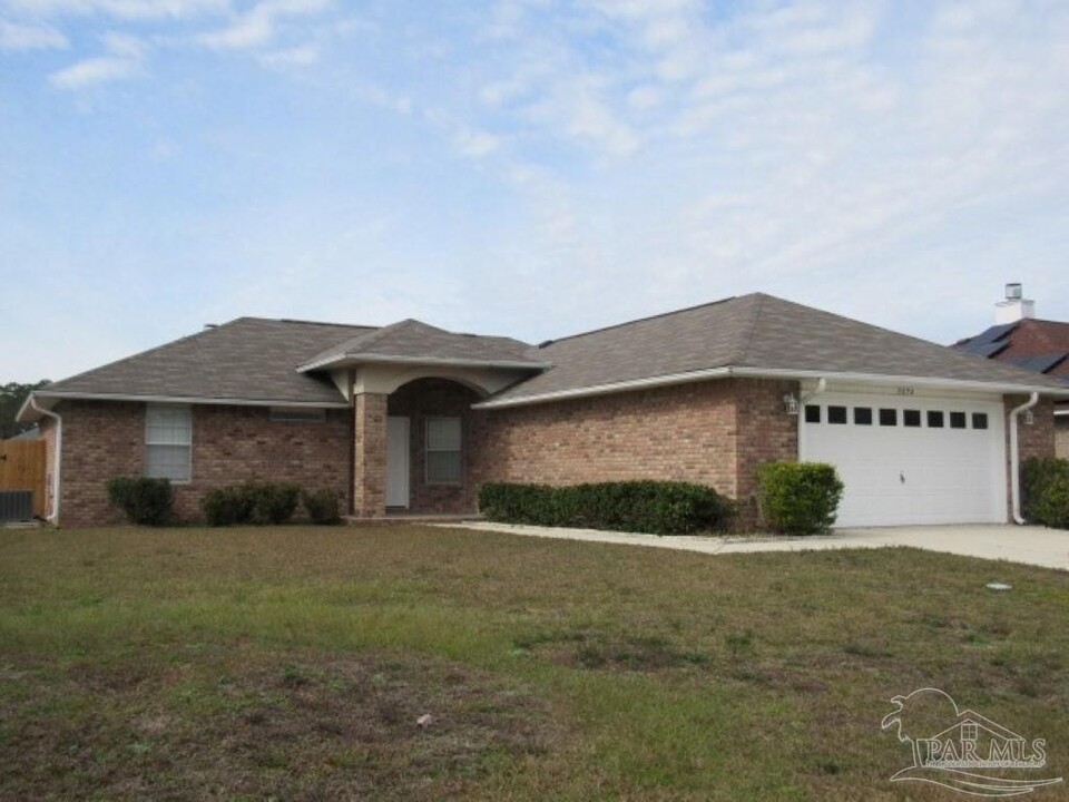 5074 Terra Lake Cir in Pensacola, FL - Building Photo