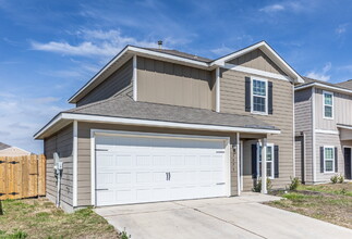 3171 Jackson Smt in Converse, TX - Building Photo - Building Photo