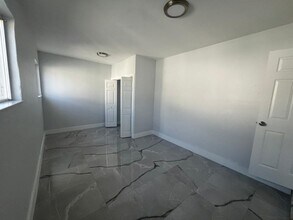 3300 SW 127th Ave in Miami, FL - Building Photo - Building Photo