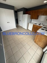 201 Sky Vue Dr in Raymore, MO - Building Photo - Building Photo