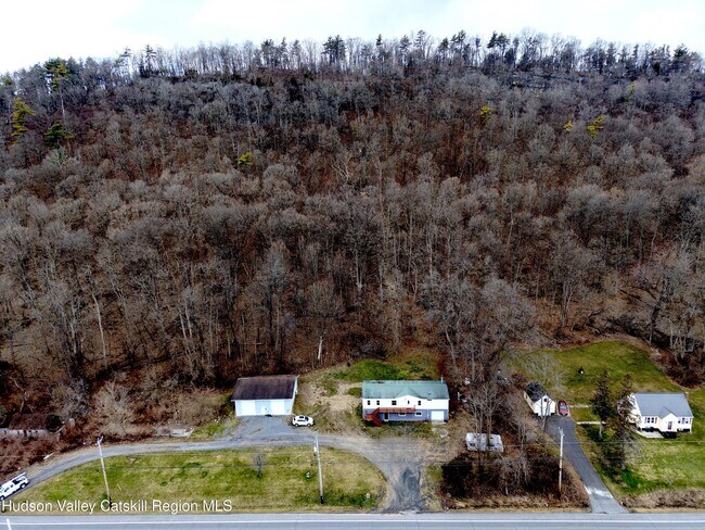 12925 US-9W in West Coxsackie, NY - Building Photo - Building Photo