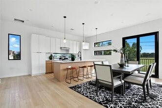 4611 Fairmount St in Dallas, TX - Foto de edificio - Building Photo