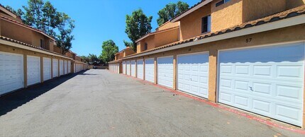 Valley View in Oceanside, CA - Building Photo - Building Photo