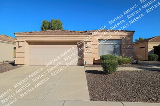 2126 E Fawn Dr in Phoenix, AZ - Foto de edificio - Building Photo