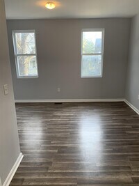 622 Parkwyrth Ave photo'