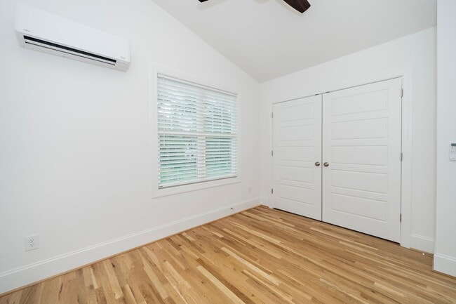 1634 Crest Rd in Raleigh, NC - Building Photo - Building Photo