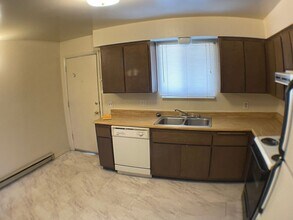 924 N Leroux St-Unit -(484) 924 Leroux St in Flagstaff, AZ - Building Photo - Building Photo
