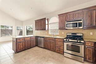 6669 Friendsway Dr in Fort Worth, TX - Building Photo