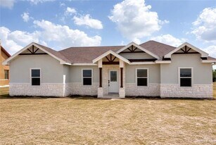 1 Flores Service Rd in Edcouch, TX - Building Photo