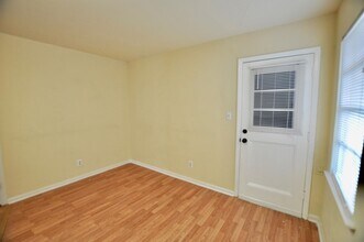 506 Fegan St in Weatherford, TX - Building Photo - Building Photo