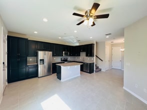 14320 Swanley St in Orlando, FL - Foto de edificio - Building Photo