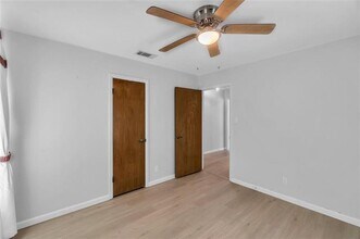 5130 Vicki St in Fort Worth, TX - Building Photo - Building Photo