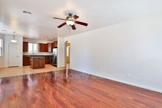 3474 E Liberty Ln in Gilbert, AZ - Building Photo - Building Photo