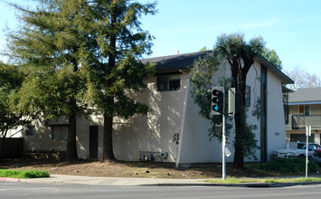 2701 Soscol Ave in Napa, CA - Building Photo - Building Photo