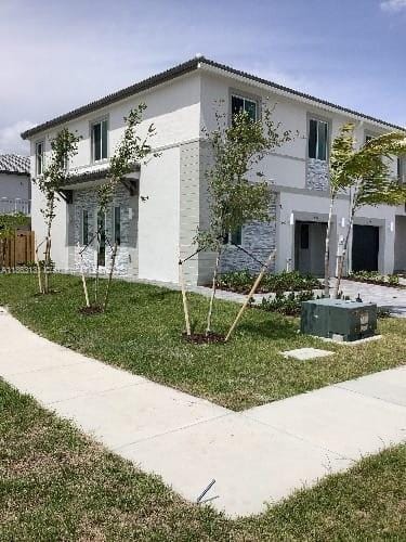 property at 701 SE 14th Ct