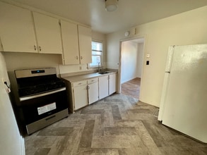 1011 E 22nd St in Cheyenne, WY - Foto de edificio - Building Photo