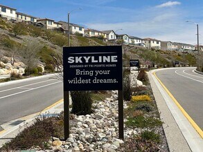 18169 Meridian Ln in Santa Clarita, CA - Building Photo - Building Photo