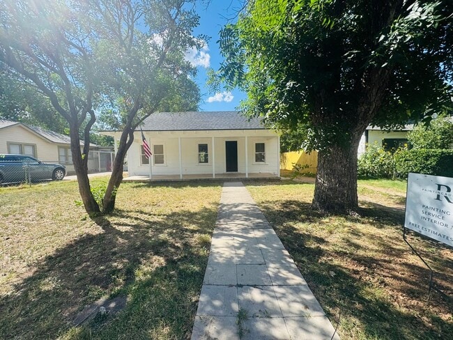 1824 Coleman St in San Angelo, TX - Building Photo - Building Photo