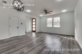 5610 Black Pine Cir in Granbury, TX - Building Photo - Building Photo