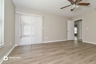 10612 Cedar Forest Cir-Unit -D204 in Clermont, FL - Building Photo - Building Photo