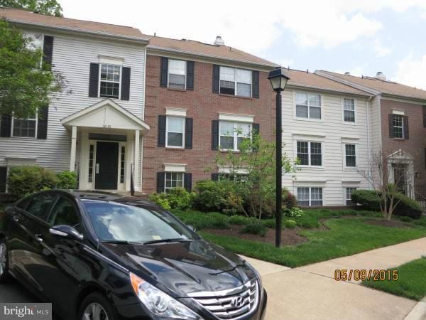 12101 Green Ledge Ct in Fairfax, VA - Building Photo - Building Photo
