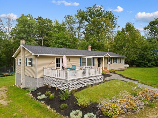 property at 21 Mason Rd