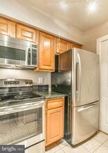 3305 Wyndham Cir in Alexandria, VA - Building Photo - Building Photo