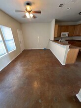 8128-8130 W Elizabeth Ln in Fort Worth, TX - Building Photo - Building Photo