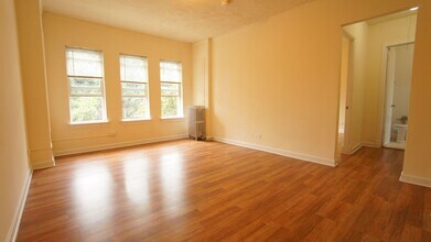 5417 Kenmore LLC in Chicago, IL - Building Photo - Interior Photo