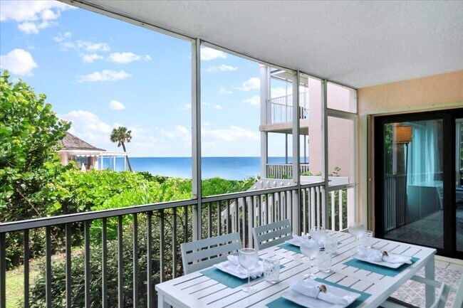 8840 S Sea Oaks Way in Vero Beach, FL - Building Photo - Building Photo