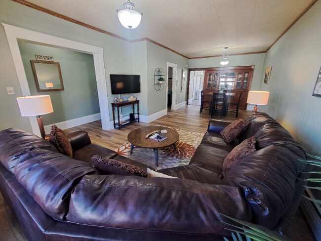 1213 Hammond Ave-Unit -1 in Superior, WI - Building Photo - Building Photo