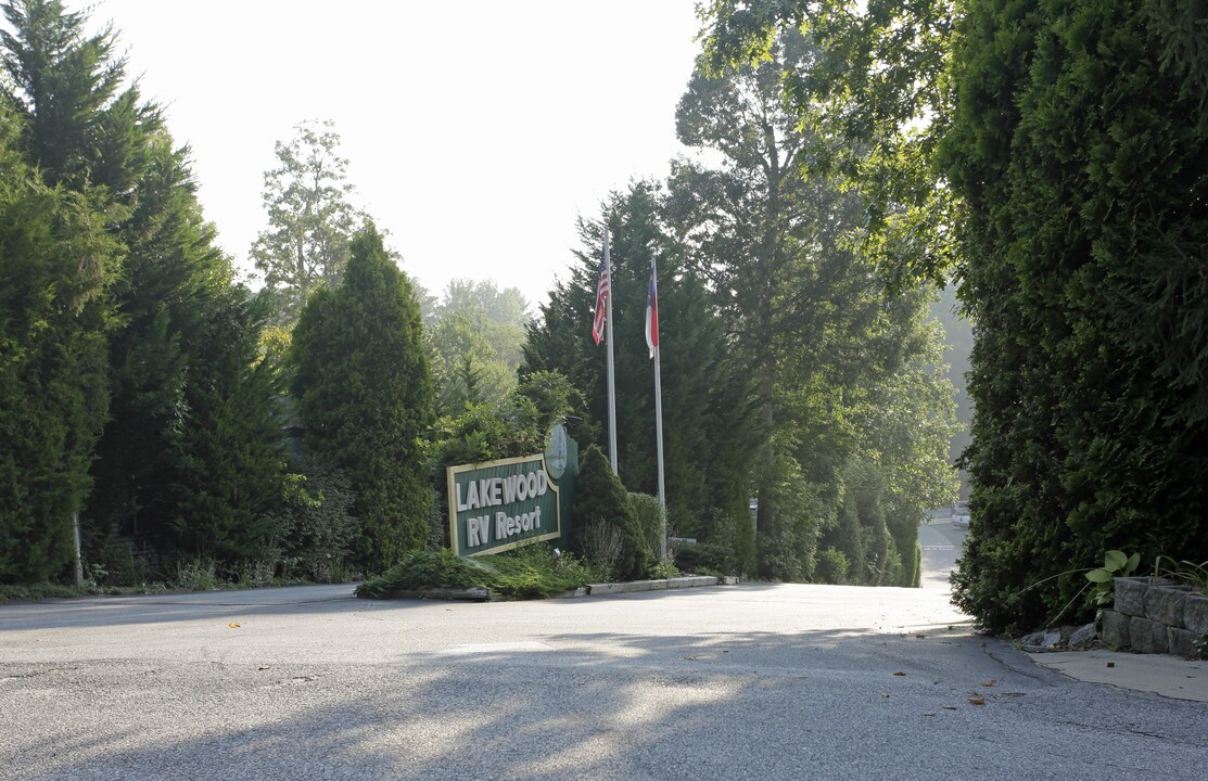 Lakewood RV Resort and Mobile Park in Flat Rock, NC - Building Photo