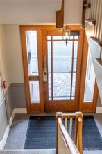 321 Boylston Ave E, Unit 308 in Seattle, WA - Foto de edificio - Building Photo