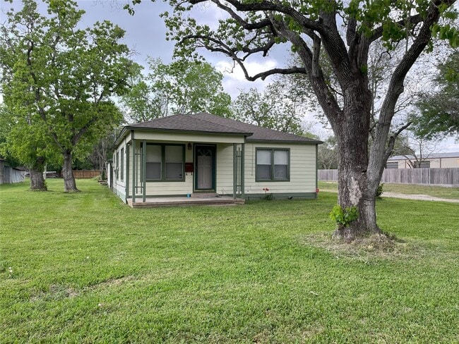 property at 1629 Bernie Ave