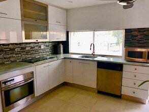 1918 Liberty St in Hollywood, FL - Building Photo - Building Photo