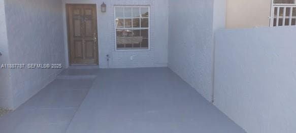 19319 NW 54th Ct in Miami Gardens, FL - Foto de edificio - Building Photo