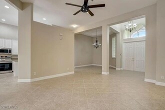 8870 Paseo De Valencia St in Ft. Myers, FL - Building Photo - Building Photo