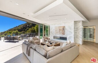 1895 Rising Glen Rd in West Hollywood, CA - Building Photo - Building Photo