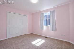 4966 Hawk Meadow Dr in Colorado Springs, CO - Building Photo