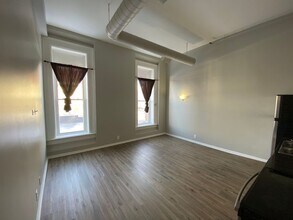 Fitzgerald in Plattsmouth, NE - Building Photo - Interior Photo
