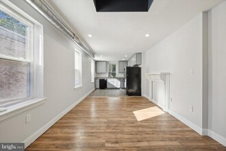 518 N 40th St in Philadelphia, PA - Building Photo - Building Photo