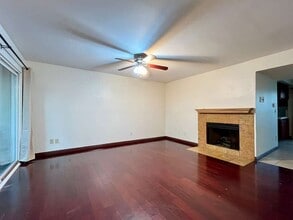 1328 9th St in Santa Monica, CA - Foto de edificio - Building Photo