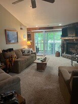 115 Saint Clair Ct, Unit 115 St Clair Court in Central City, PA - Building Photo