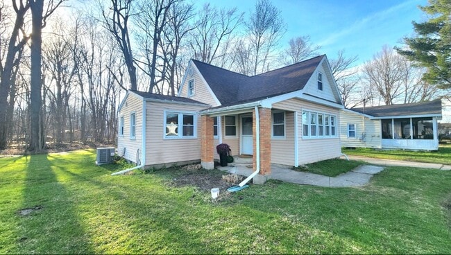 property at 1036 Forest Ave