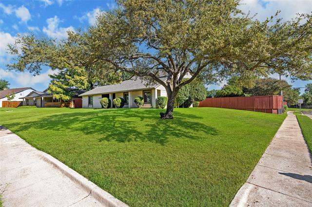 1725 Arvada Dr in Richardson, TX - Building Photo