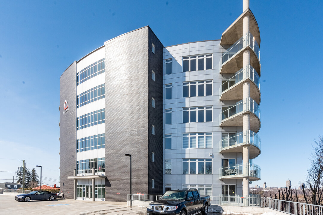 6 Baribeau St in Lévis, QC - Building Photo