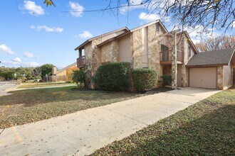 14306 Indian Woods in San Antonio, TX - Building Photo - Building Photo