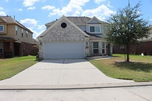 12418 Greencanyon Dr in Houston, TX - Building Photo