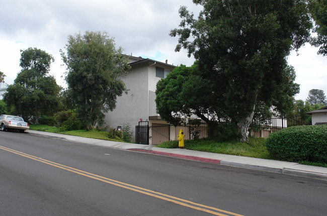 4831 Parks Ave in La Mesa, CA - Building Photo - Building Photo