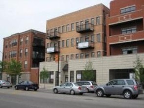 3923-3929 N Western Ave in Chicago, IL - Building Photo - Building Photo